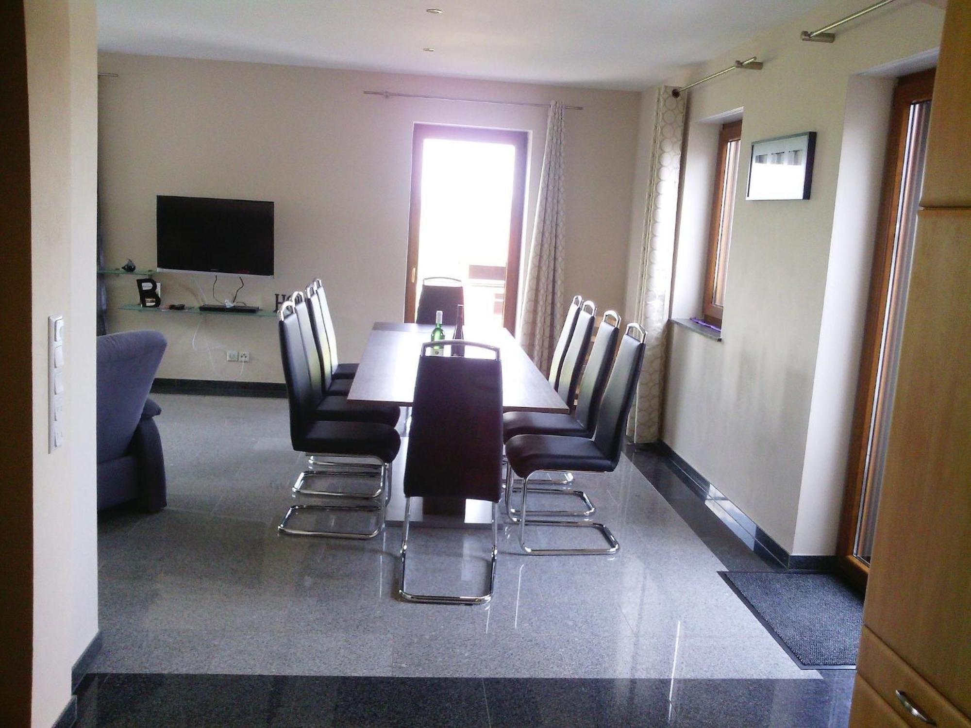 Spacious Mansion In Feuerscheid With Garden Εξωτερικό φωτογραφία